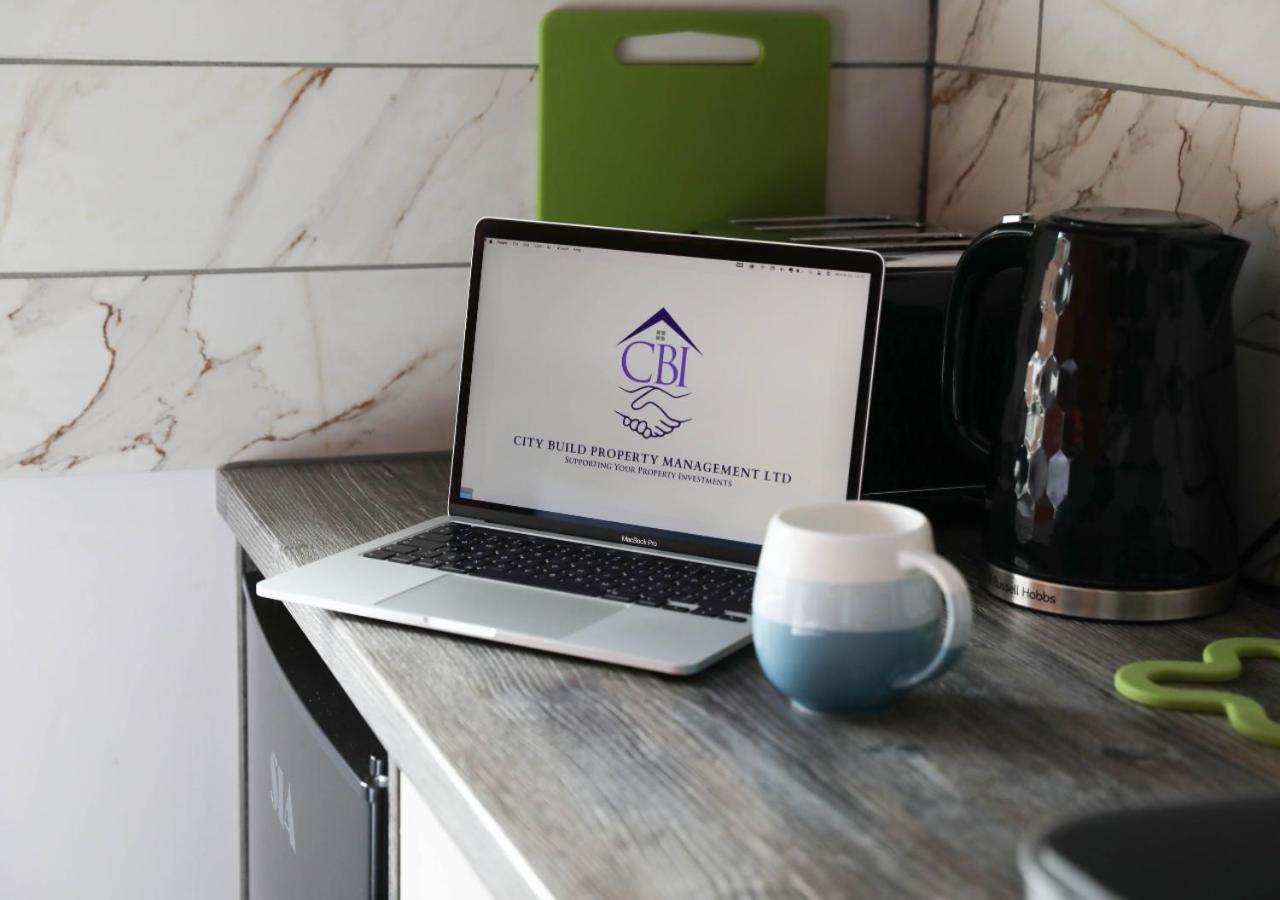 Cb Stays - Private Rooms With Ensuite And Kitchenette In פטרבורו מראה חיצוני תמונה